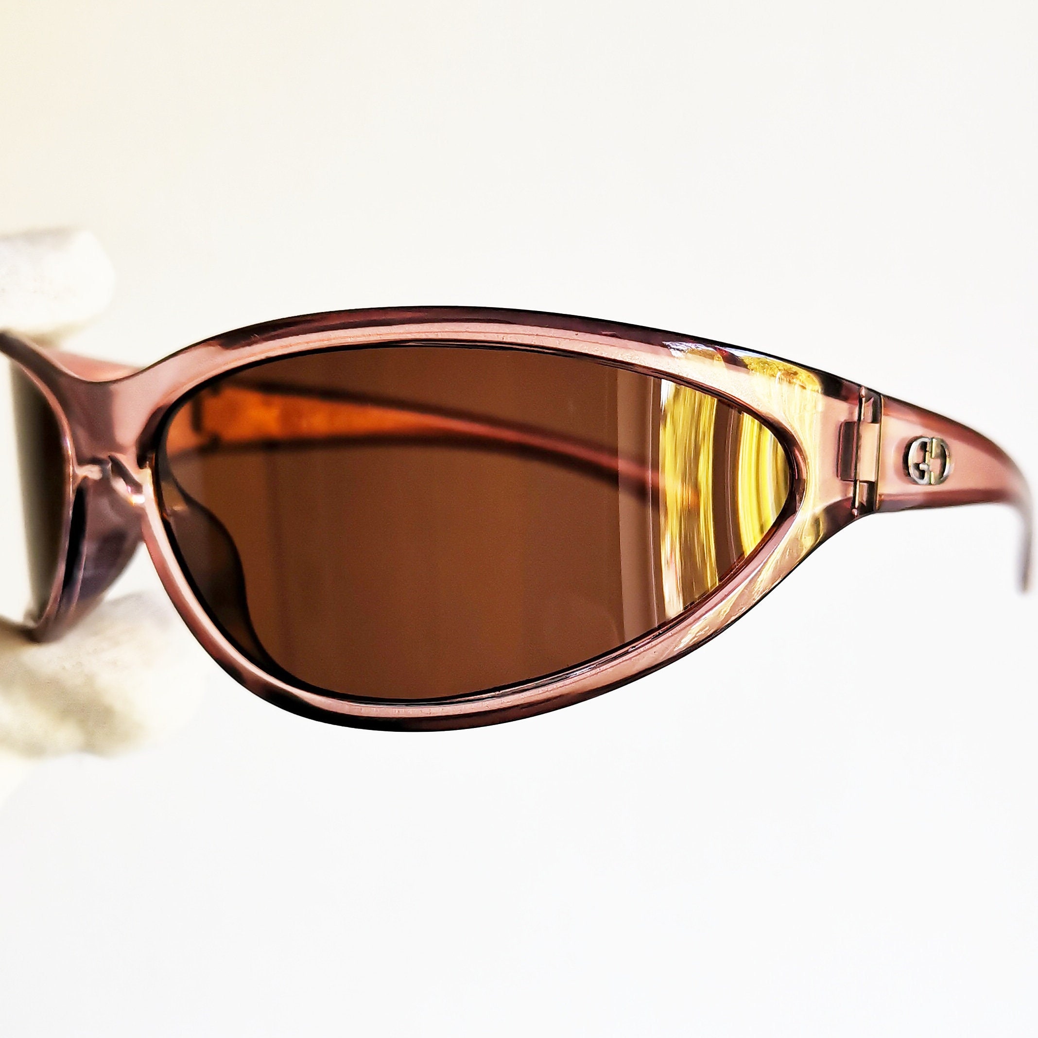 【信頼】 GUCCI Vintage GG Silver Wraparound Wrap Oval Pink Sunglasses 小物