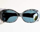 BLUMARINE vintage sunglasses rare oval Yeezy zebra straiped mask animalier 95172 clout goggles Migos Bella Hadid frame new blue lens 90s y2k
