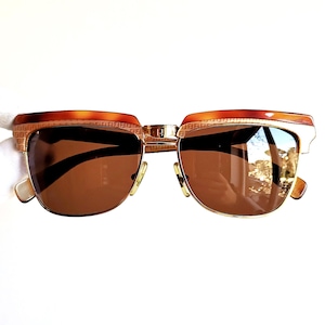 Occhiali da sole vintage FENDI Wayfarer quadrati Monogram FF color oro tartaruga marrone montatura rara Caravan Migos 2Chainz Rihanna Lady Gaga anni '80 e '90 di LOZZA