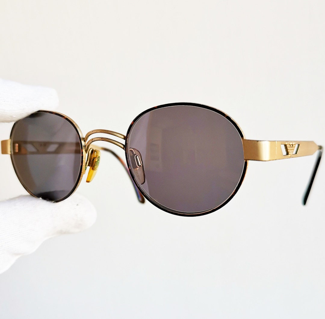 ARMANI Vintage Sunglasses Rare Oval Round Gold Eagle Giorgio ARMANI Vintage Sunglasses Rare Oval Round Gold Eagle Giorgio
