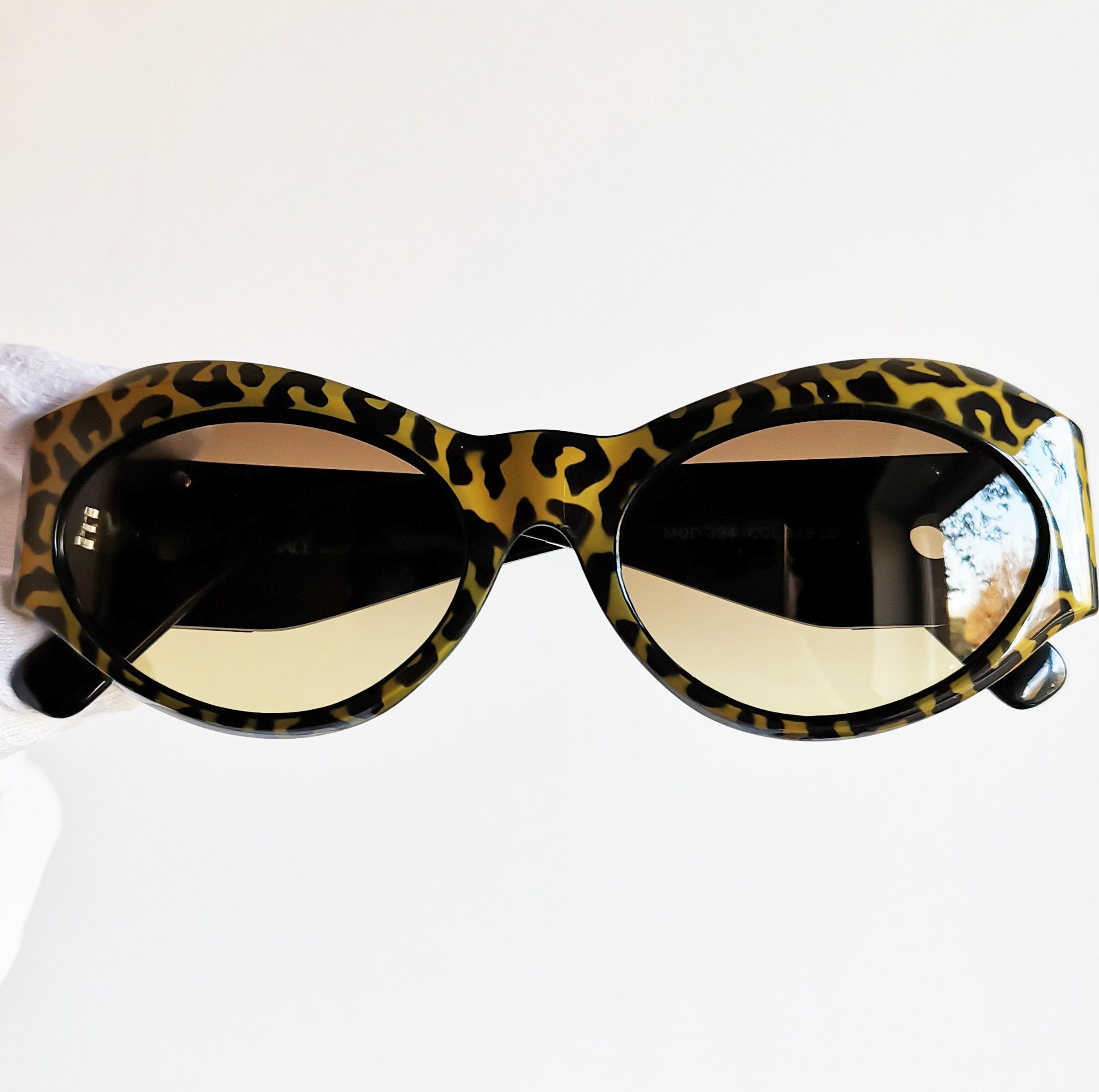 VERSACE Vintage Sunglasses Leopard Cheetah Jaguar Print  display picture 1