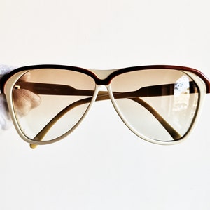 VALENTINO lunettes de soleil vintage rares masque aviateur blanc 509 cadre triangle ovale rouge surdimensionné nouvelles NOS VLTN Migos Rihanna Lady Gaga designer des années 90