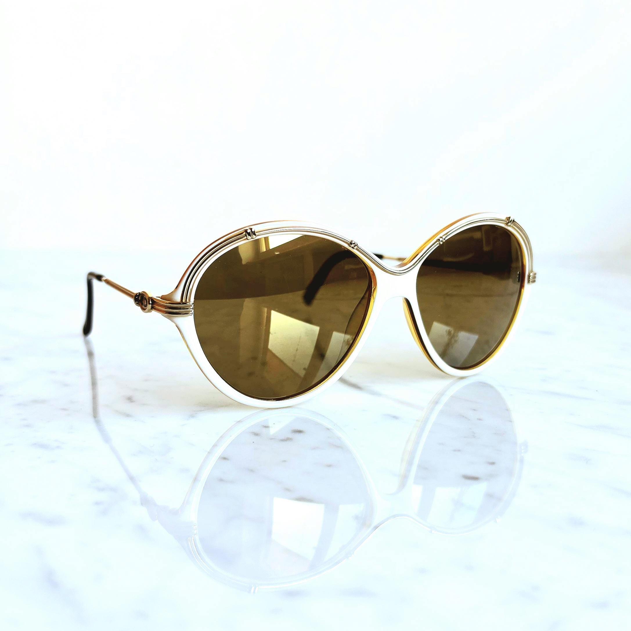 DIOR Vintage Sunglasses Aviator Frame White Christian 2251  display picture 3