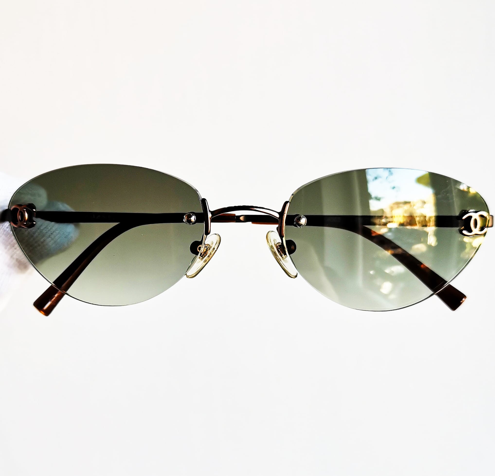 CHANEL Sunglasses Vintage Rare Oval Rimless Gray Cateye Frame 
