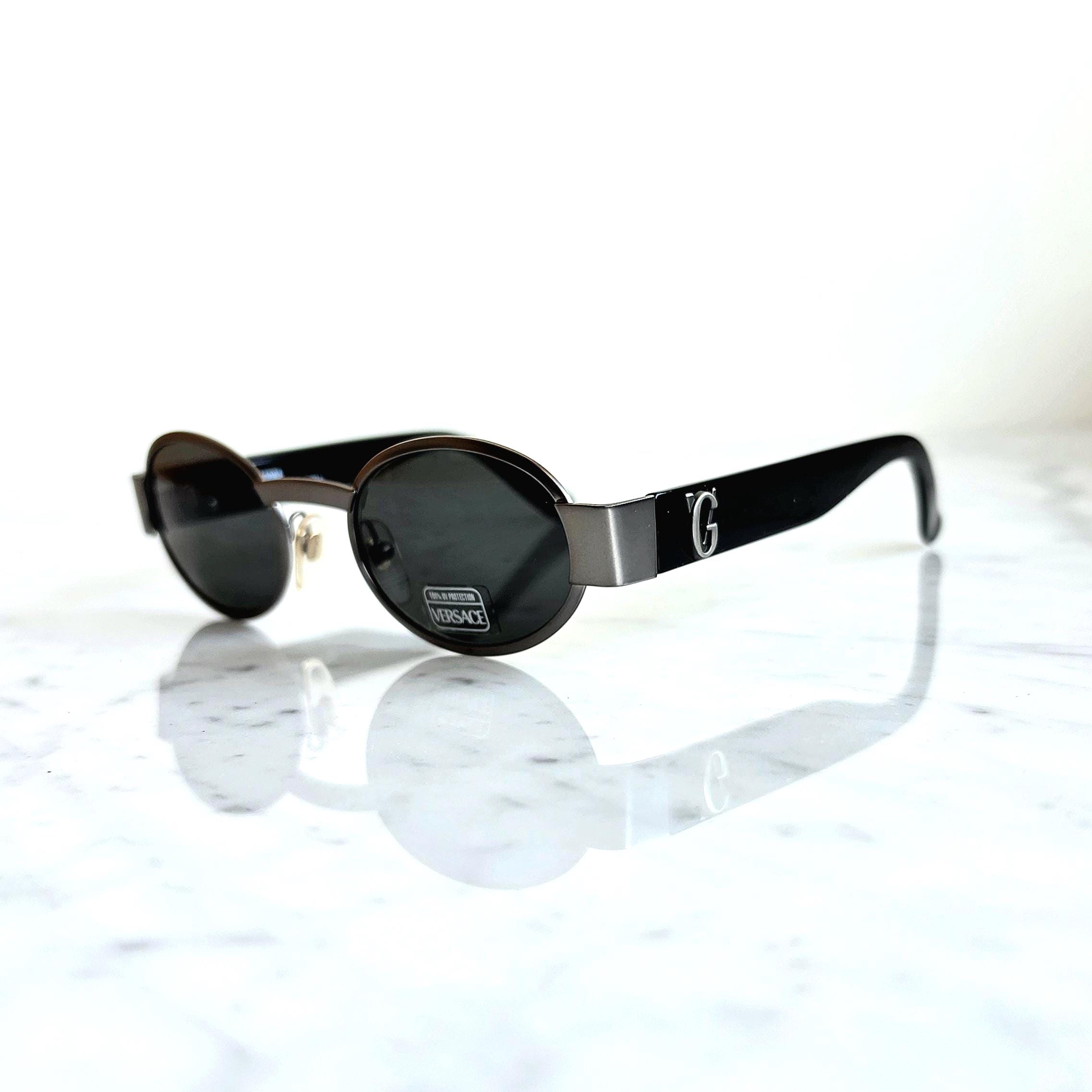 Versace 90’s 希少　レア　ヴィンテージサングラス　オーバル VERSACE Vintage Sunglasses Oval Round Black Silver Gianni S48