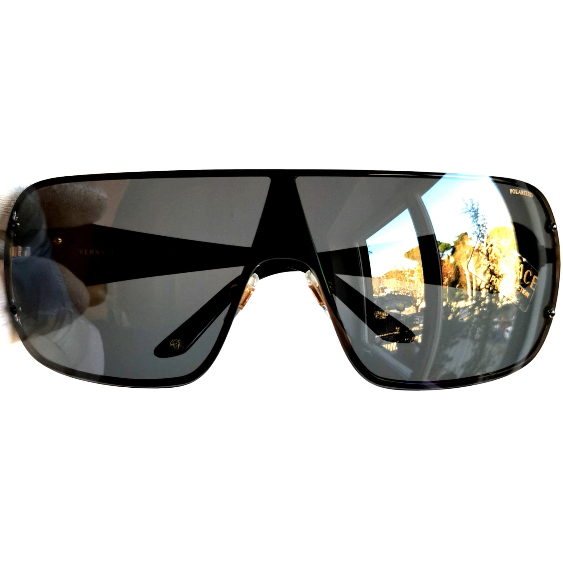 小物 VERSACE Sunglasses Black Sunglasses Versace Black in Other - 40474926