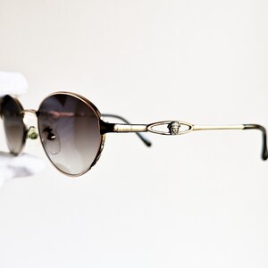 Lunettes de soleil vintage VERSACE rares ovales ronds or méduse Gianni G84 steampunk Tupac Quavo Huncho Migos Rihanna Kylie Jenner cadre de designer des années 90