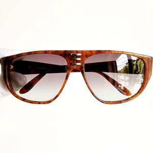 VALENTINO vintage sunglasses  gold ring oval wrap mask tortoise brown 523 aviator frame oversize Migos Rihanna New gray lens VLTN 90s