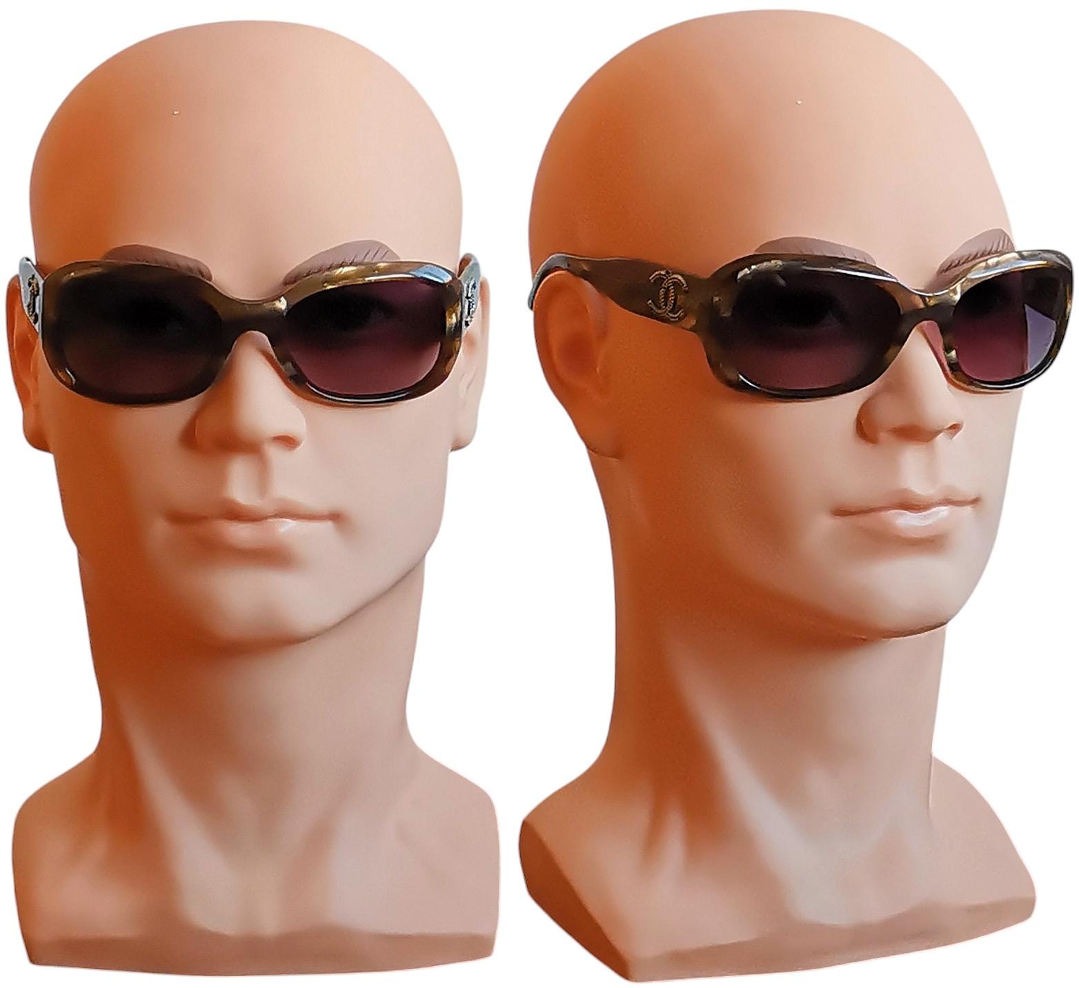 Vintage Chanel 5102 Brown Tortoise Sunglasses w/ Crystal CC Logo Chanel 2000s Brown Tortoise Sunglasses main image 2
