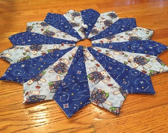 Christmas tree skirt, table top, mini, blue, snowman, snowflake, quilted, vintage fabric, blue