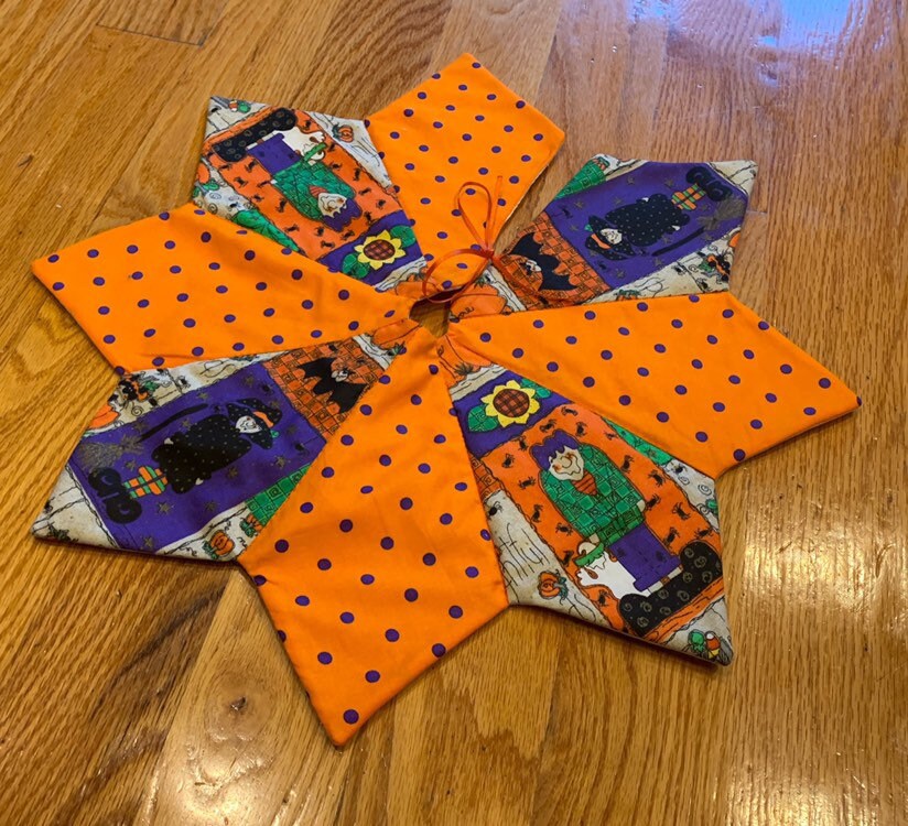 Halloween Tree Skirt 