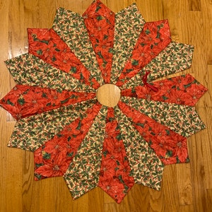 Christmas Tree Skirt, Quilted, Holly, Ribbon, Red, Victorian, Gold ...