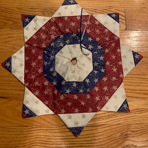 Patriotic tree skirt, 11 inch, 18 inch, 22 inch, 29 inch, or 36 inch in diameter, table top, mini, red, white, & blue, stars, quilted