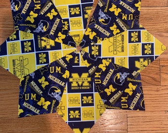Quilted Christmas tree skirt, 11 inch, 18 inch, or 22 inch diameter, University of Michigan, wolverines, maize, blue,