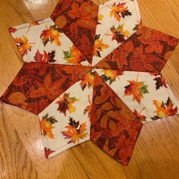 Autumn fall placemat, mug rug, table centerpiece, rust, brown, earth tones, leaves,