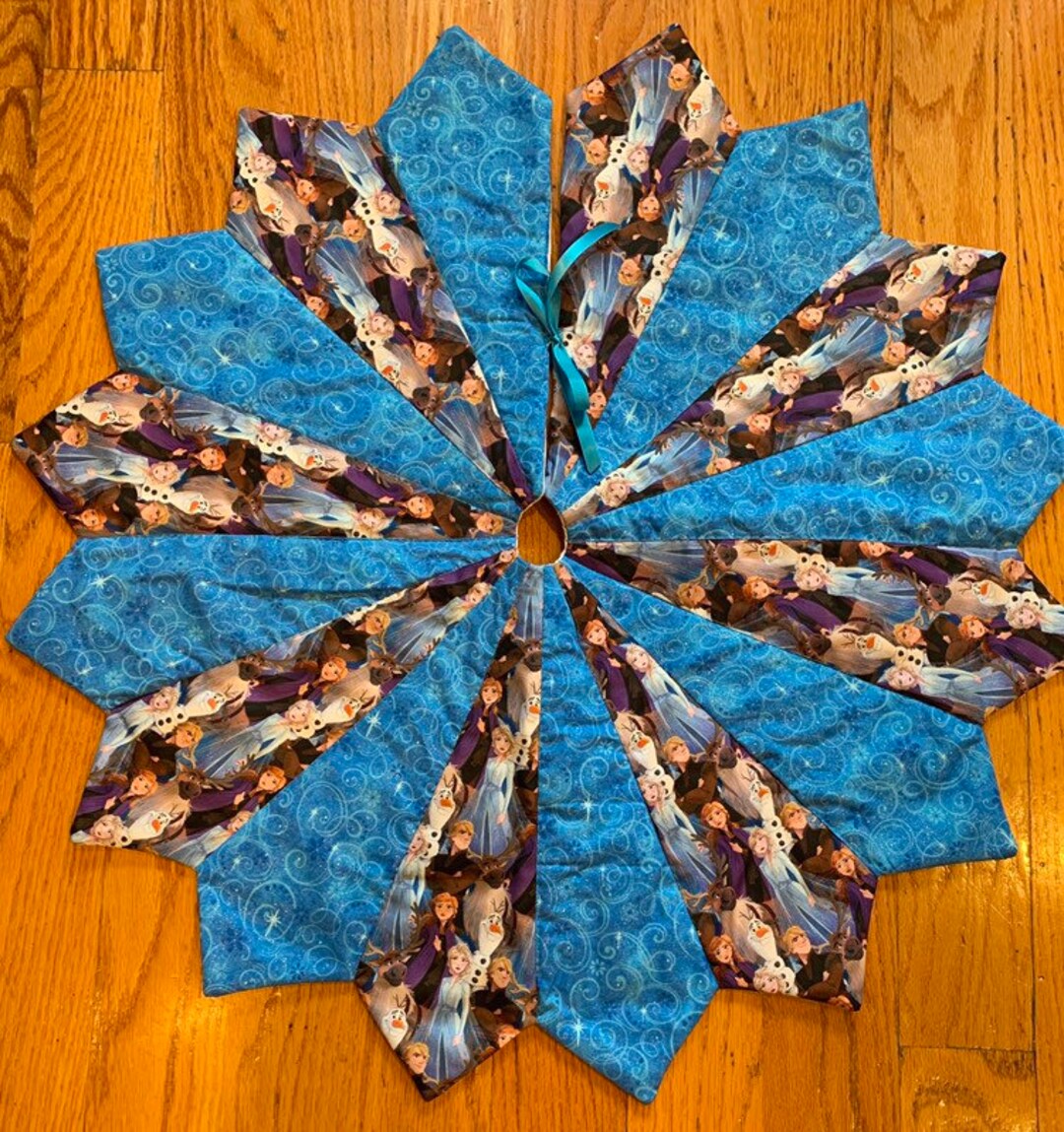 Frozen Tree Skirt 