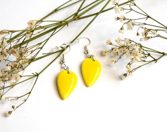 Yellow ceramic drop earrings