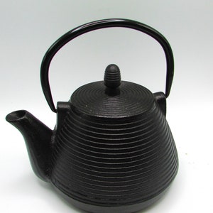 Vintage Unused Cast Iron Tea Kettle With Lid from Japan