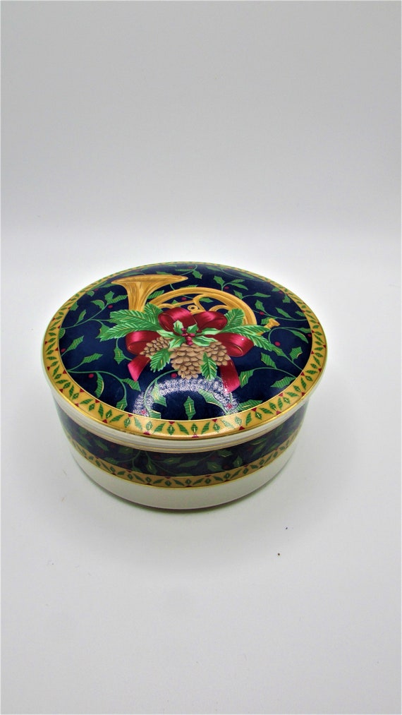 Mikasa Round Trinket Box With Decorative Lid