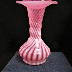 Jack in the pulpit Style Hand Blown Glass Vase