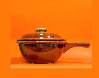 Vintage HULL CROCK Casserole - With Lid