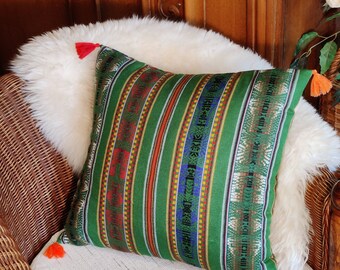 Peruvian Wool Blend Pillow Cover, Tiahuanaco Figures, Green Boho Cushion (19.68" x 17.71")