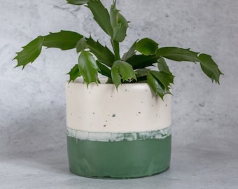 Forest/emerald green terrazzo Jesmonite plant/utensil pot