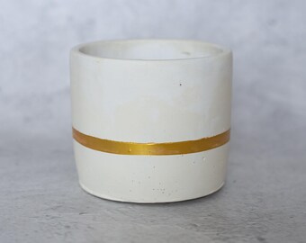 Cream and white with gold Jesmonite plant/utensil pot
