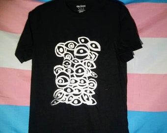 Distressed Eyeball Pattern Tshirt | screen print | diy printing | punk tshirt |