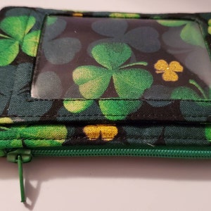 Monedero con llavero y cordón para la muñeca con estampado de la suerte súper lindo