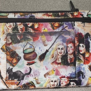 Monedero/llavero con estampado de tres brujas de Halloween súper lindo