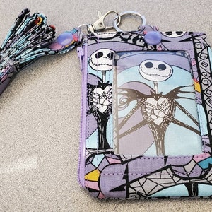 Llavero con forma de billetera con identificación y estampado de pesadillas súper lindo