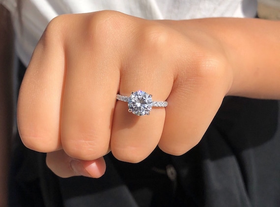 Basket halo hotsell engagement ring