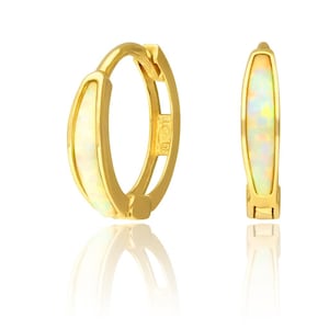 14K puur massief gouden opaal Huggie-oorbellen-schattige Huggie-oorbellen-opaal edelsteen-gouden opaal hoepels 2,5 x 10 mm afbeelding 1