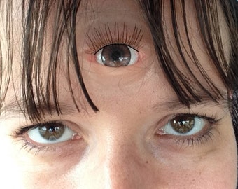 Super Realistic Third Eye Prosthetic (latex) in NEW COLOURS! Strange Extra Eye SFX for cosplay (eg. Garnet, Night Vale, Mutant)