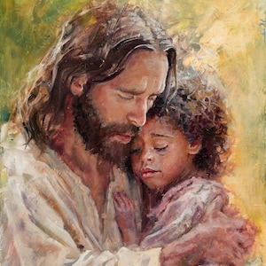 Peut inclure: Peinture à l'huile représentant un homme barbu embrassant un jeune enfant. L'homme a de longs cheveux bruns et porte une robe blanche. L'enfant a les cheveux bouclés et porte un vêtement rose. Le fond est un mélange de jaune et de vert.