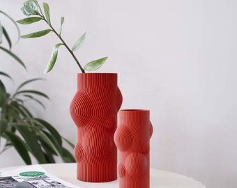 Ripple Vase – Modern Textured Vase for Fresh or Dried Flowers