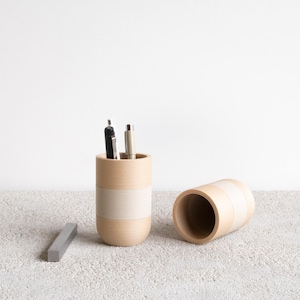 Pen holder Two Tone Natural and Mist white image 1