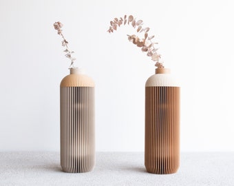 ONDE Vase - Natural and Mist White - Minimalist wooden vase perfect for dried flowers