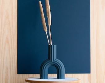 Blue Indigo Arch Vase - perfect for dried flowers !