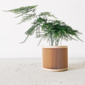 JAPAN geometrischer Pflanzkübel aus Holz