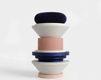 Totem modular vase, stackable designer vase, bio-based material, fresh and dried flowers, made in France
