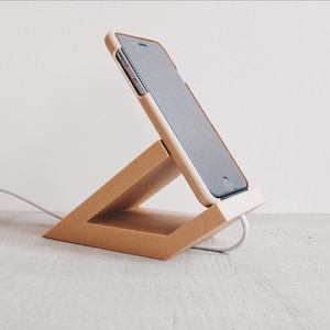 Stand / Dock iPhone 6 7 8 plus printed in 3d in Wood minimalist design Gift idea for her him image 2