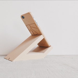 Stand / Dock iPhone 6 7 8 plus printed in 3d in Wood minimalist design Gift idea for her him image 4