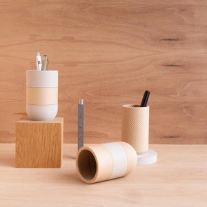 Pen holder Two Tone Natural and Mist white image 3