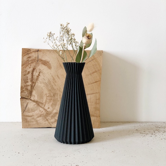 Origami vases 2024