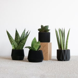 Set of 4 small indoor planters Black original planter gift image 4