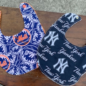 Baby Lätzchen, Kleinkind Lätzchen, Mealtime, Lätzchen, New York, NY Mets, NY Yankees, handgefertigt, Frottee,