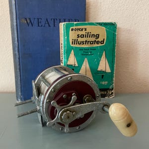 Vintage Penn Special Senator 112H Fishing Reel: 1940s Saltwater Collectible
