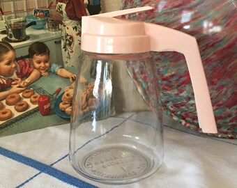 Vintage Glass Syrup Pitcher with Pink Lid / Federal Housewares Vintage Syrup Dispenser